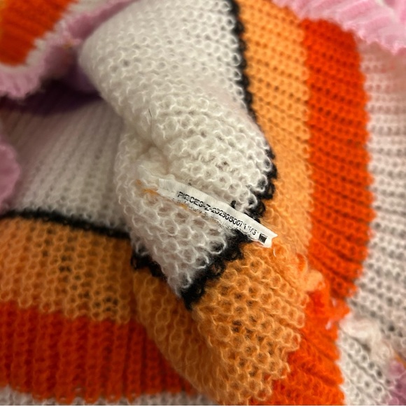 Pieces Colorful Striped Women's Sweater XS - Picture 7 of 11